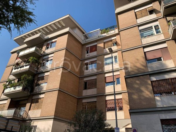 appartamento in vendita a Roma in zona Nomentano