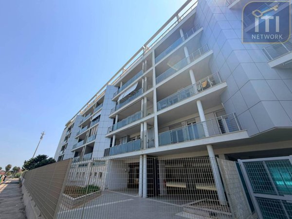 appartamento in vendita a Roma in zona Ostia