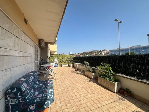 appartamento in vendita a Roma in zona Giuliano Dalmata