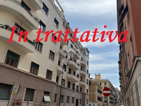 appartamento in vendita a Roma in zona Esquilino
