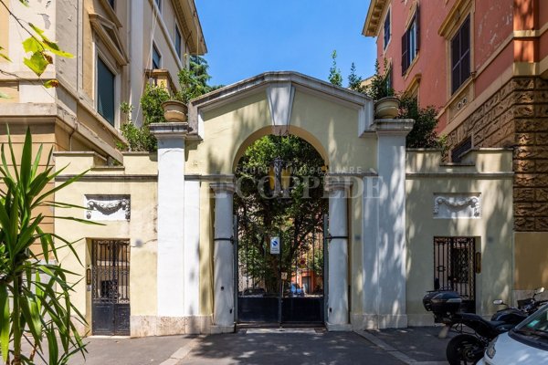 appartamento in vendita a Roma in zona Parioli