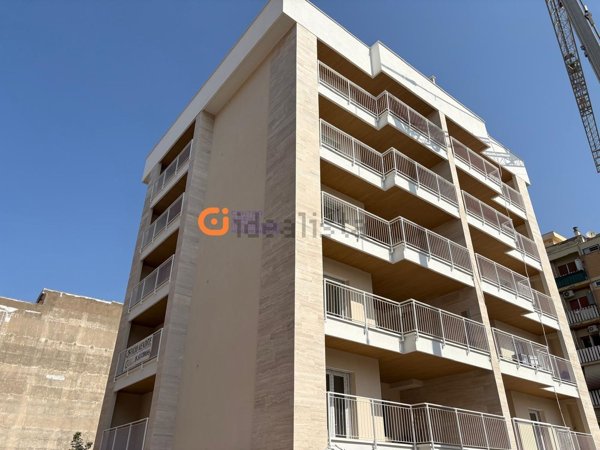 appartamento in vendita a Roma in zona Ostia