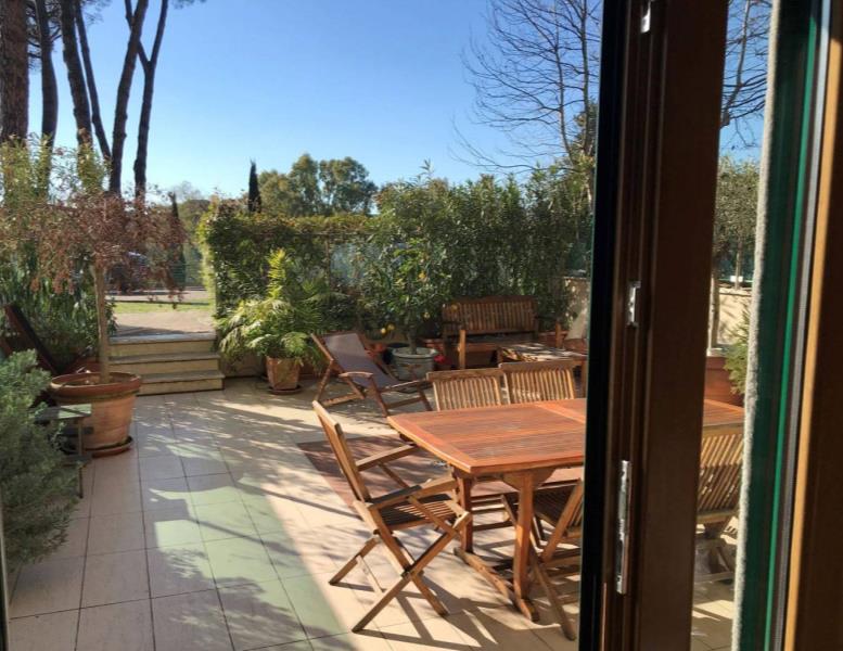 appartamento in vendita a Roma in zona Portuense