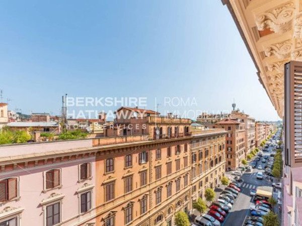 appartamento in vendita a Roma in zona Rione Prati
