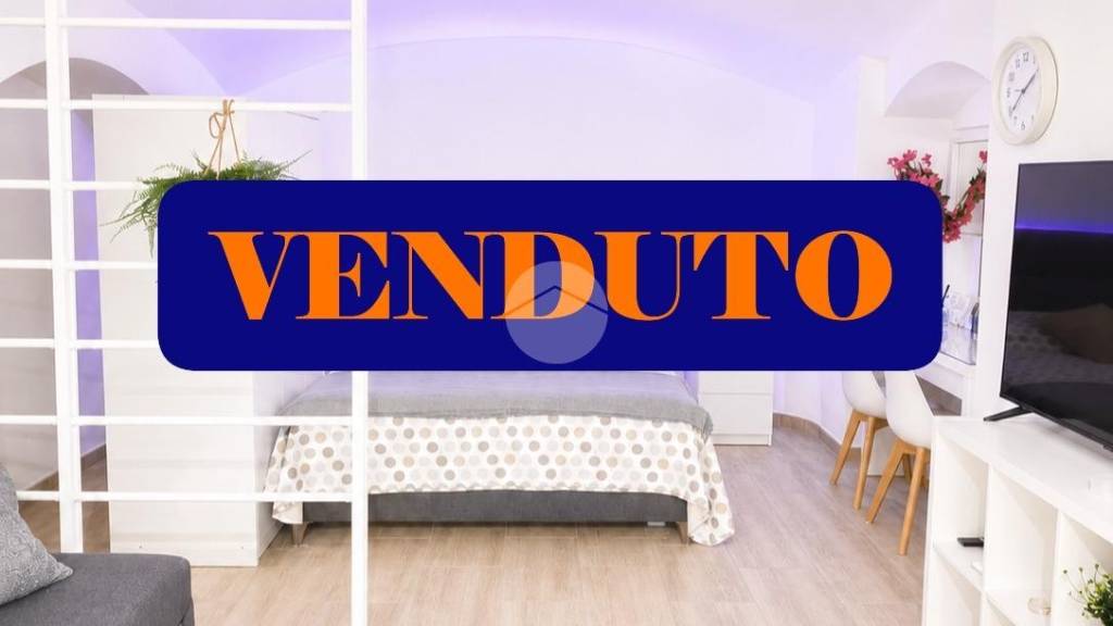 appartamento in vendita a Roma in zona Tuscolano