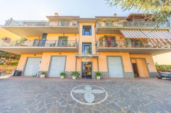 appartamento in vendita a Roma in zona Giardini di Corcolle