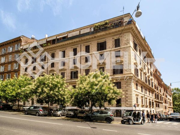 appartamento in vendita a Roma in zona Trastevere