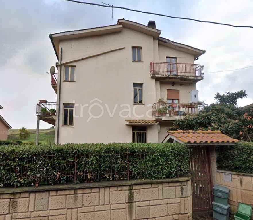 appartamento in vendita a Roma in zona Castel di Leva