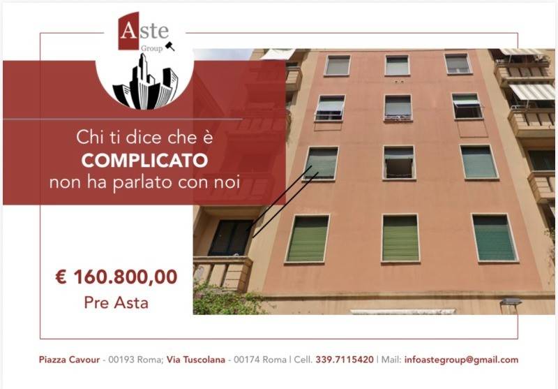 appartamento in vendita a Roma in zona Tuscolano