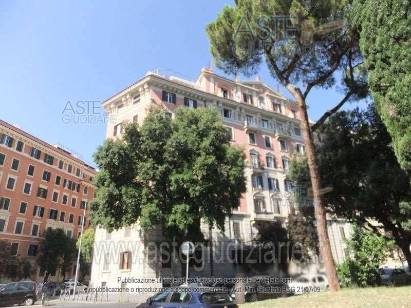 appartamento in vendita a Roma in zona Della Vittoria