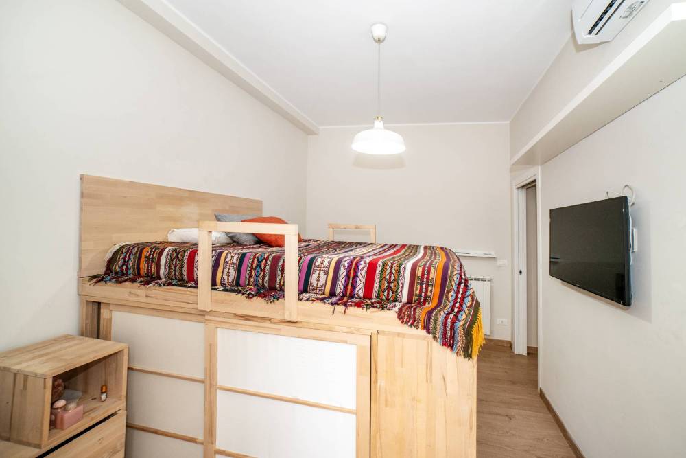 appartamento in vendita a Roma in zona Ostiense