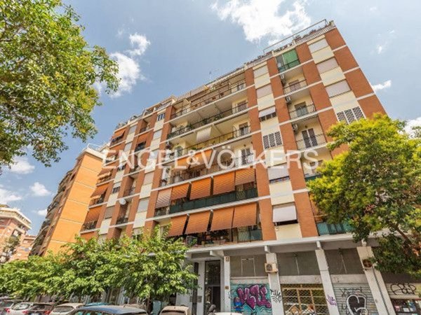 appartamento in vendita a Roma in zona Portuense