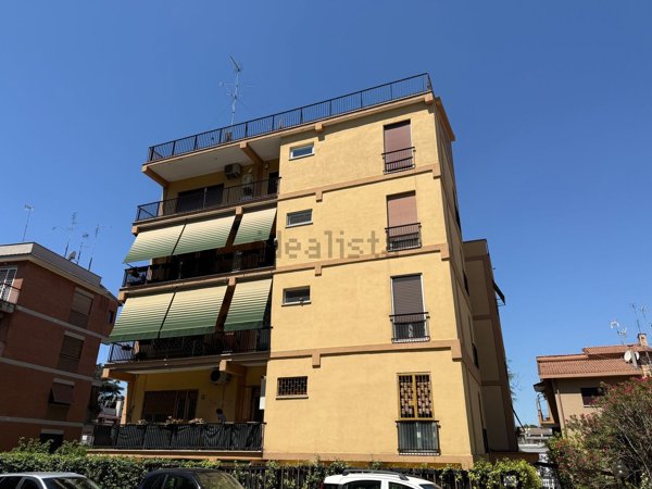 appartamento in vendita a Roma in zona Gianicolense