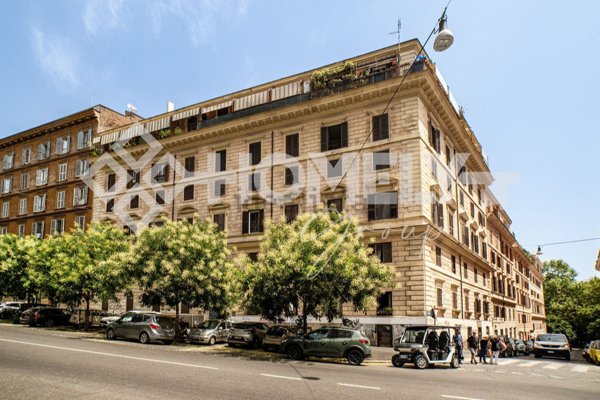 appartamento in vendita a Roma in zona Trastevere
