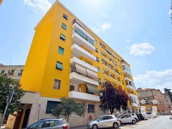 appartamento in vendita a Roma in zona Ostiense