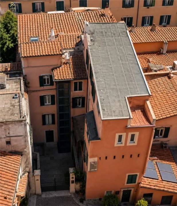 appartamento in vendita a Roma in zona Campo Marzio