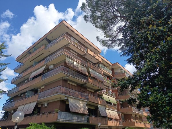 appartamento in vendita a Roma in zona Alessandrino