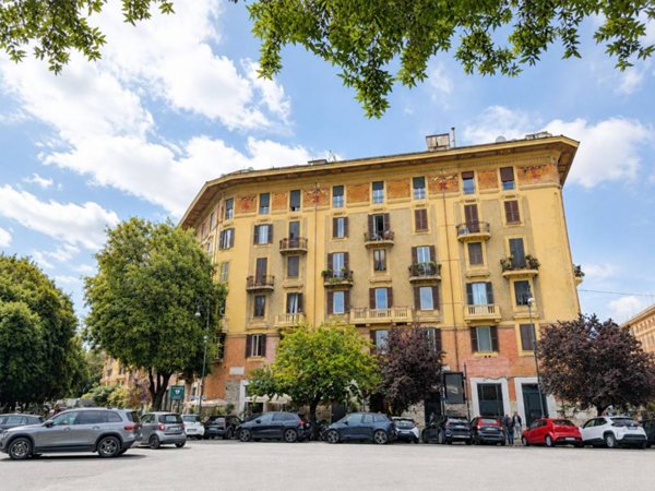 appartamento in vendita a Roma in zona Della Vittoria