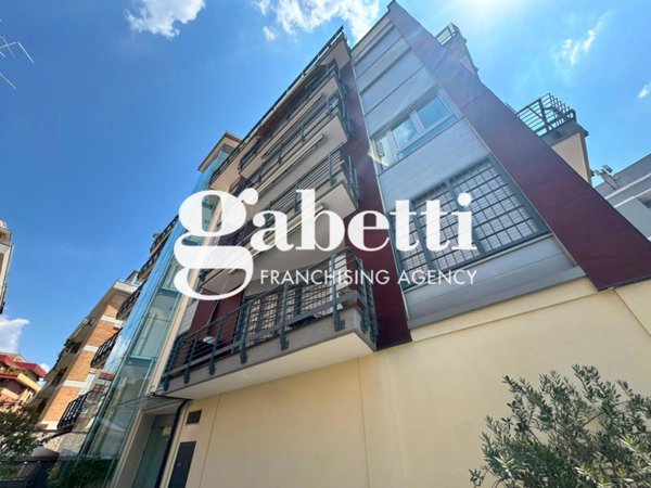 appartamento in vendita a Roma in zona Prenestino-Centocelle