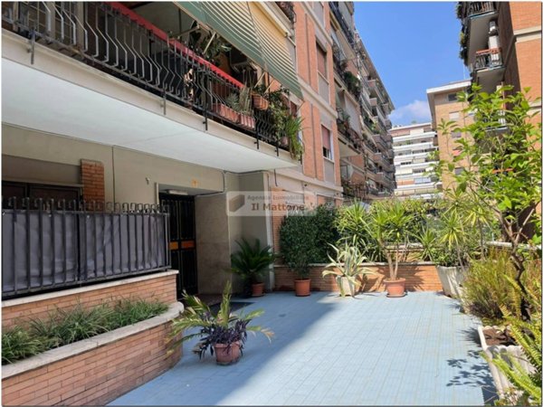 appartamento in vendita a Roma in zona Gianicolense