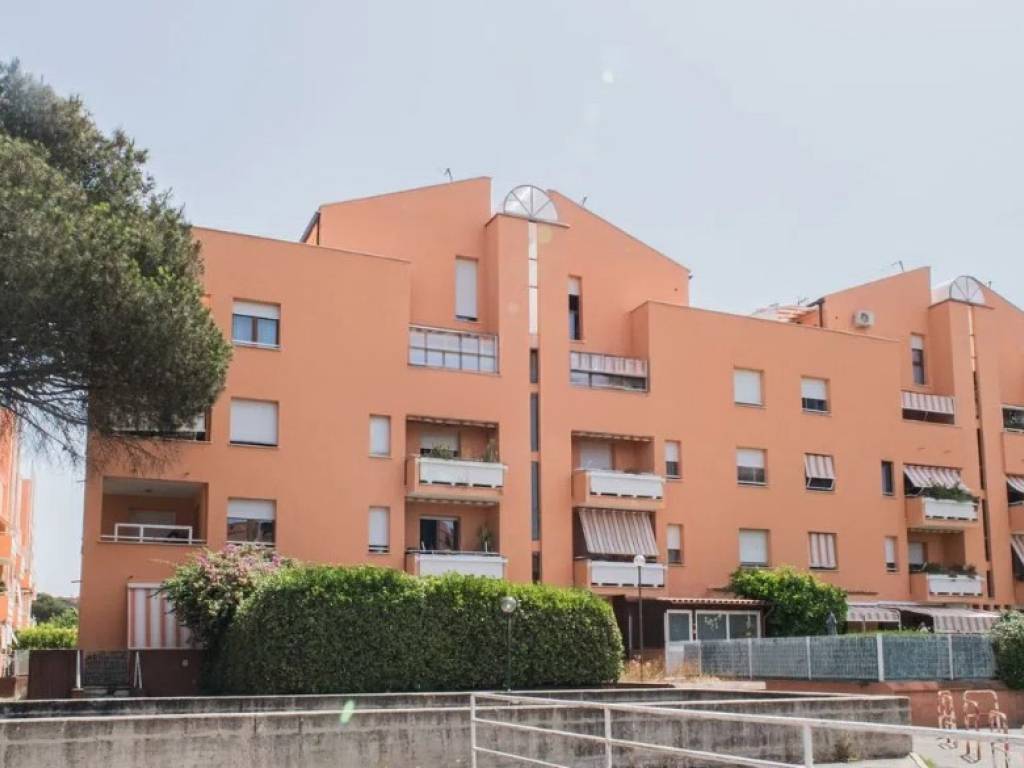 appartamento in vendita a Roma in zona Dragoncello