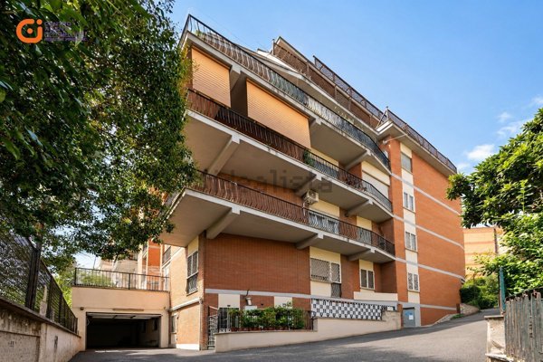 appartamento in vendita a Roma in zona Portuense