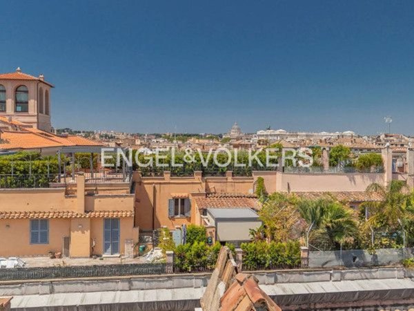 appartamento in vendita a Roma in zona Campo Marzio