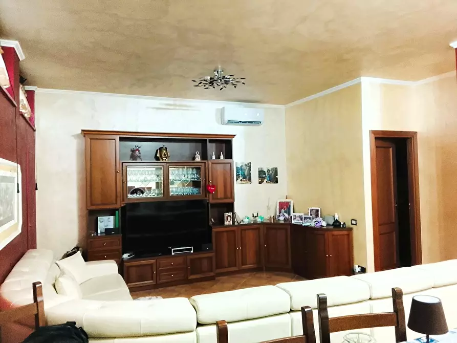 casa indipendente in vendita a Roma in zona Finocchio