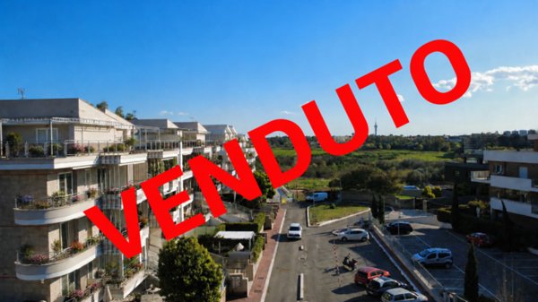 appartamento in vendita a Roma in zona Giuliano Dalmata