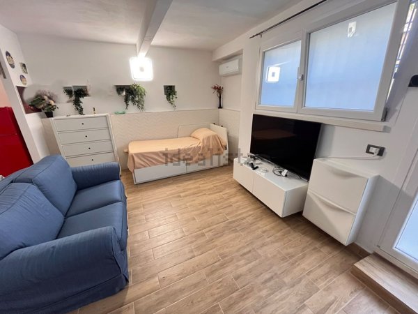 appartamento in vendita a Roma in zona Tomba di Nerone