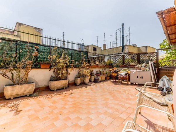 appartamento in vendita a Roma in zona Portuense