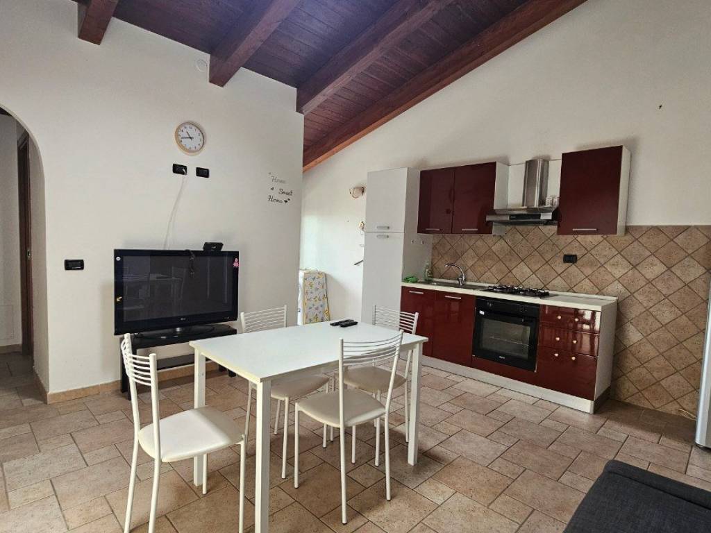 appartamento in vendita a Roma in zona Lunghezza