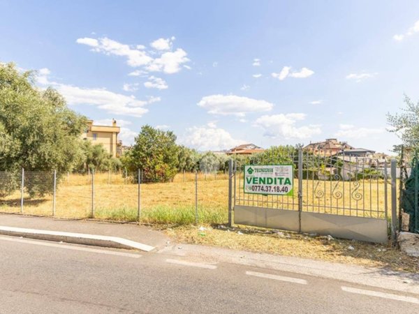 terreno agricolo in vendita a Roma in zona Case Rosse