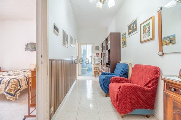 appartamento in vendita a Roma in zona Tomba di Nerone