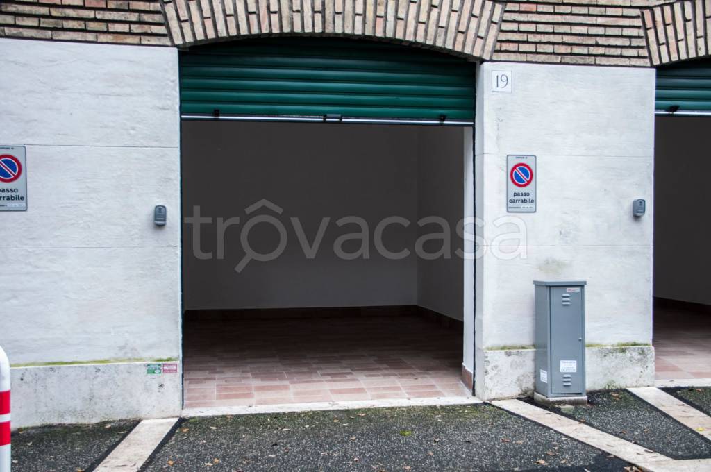 casa indipendente in vendita a Roma in zona Nomentano