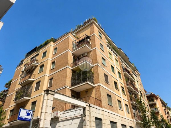 appartamento in vendita a Roma in zona Gianicolense