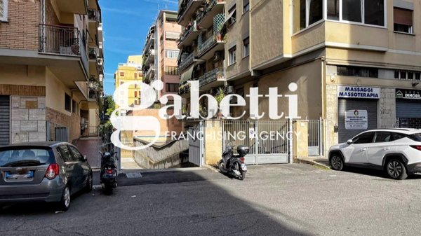 casa indipendente in vendita a Roma in zona Collatino