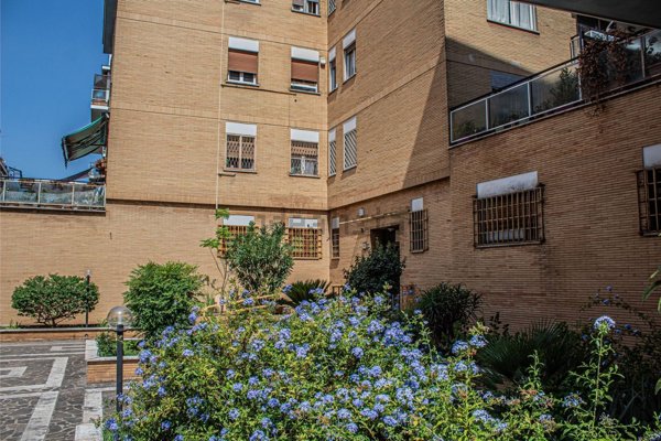appartamento in vendita a Roma in zona Primavalle