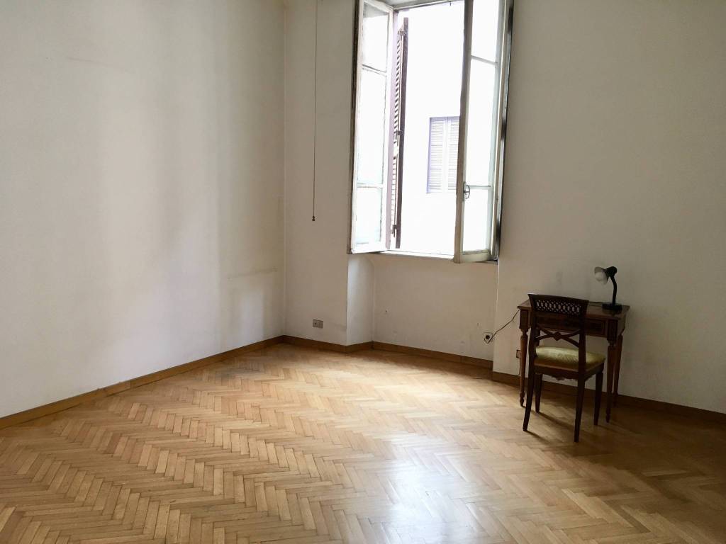 appartamento in vendita a Roma in zona Castro Pretorio