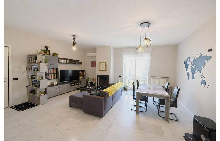 appartamento in vendita a Roma in zona Appio Claudio