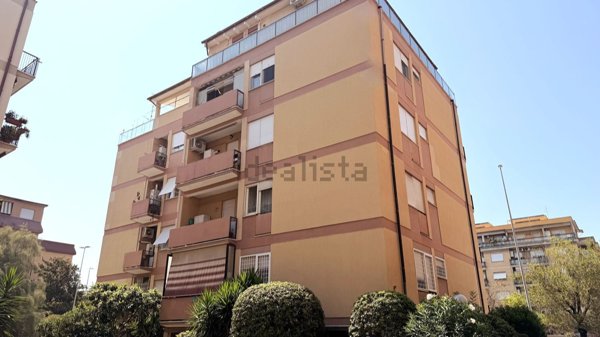 appartamento in vendita a Roma in zona Ostia