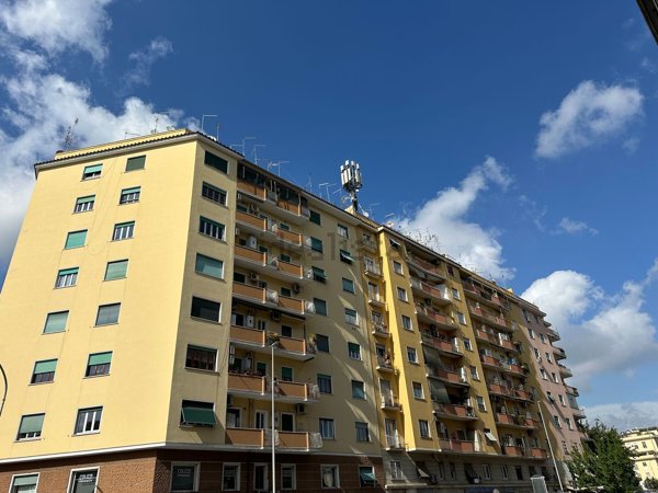 appartamento in vendita a Roma in zona Portuense