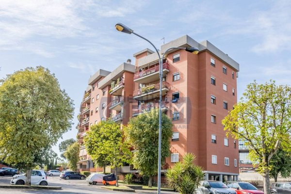 appartamento in vendita a Roma in zona Labaro