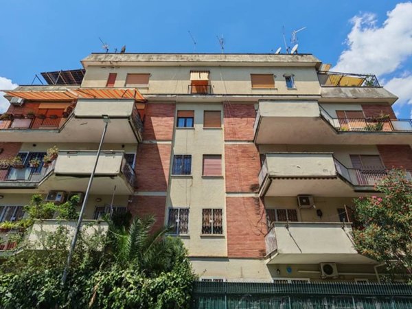 appartamento in vendita a Roma in zona Torrevecchia