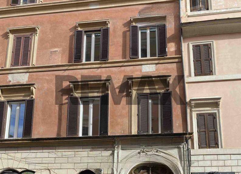 appartamento in vendita a Roma in zona Castro Pretorio