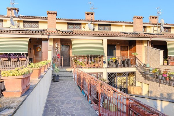 casa indipendente in vendita a Roma in zona Castelverde