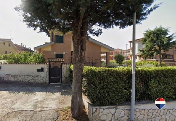 casa indipendente in vendita a Roma in zona Trigoria
