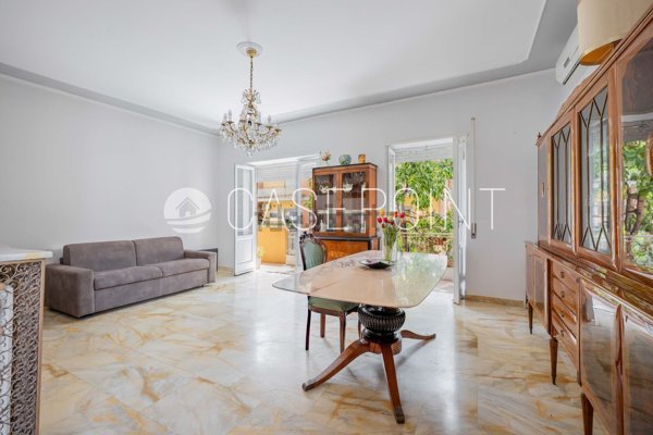 appartamento in vendita a Roma in zona Tor di Quinto