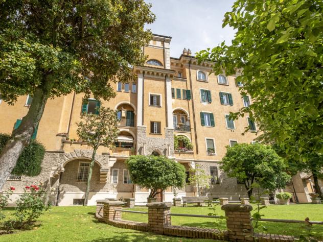 appartamento in vendita a Roma in zona Appio Latino