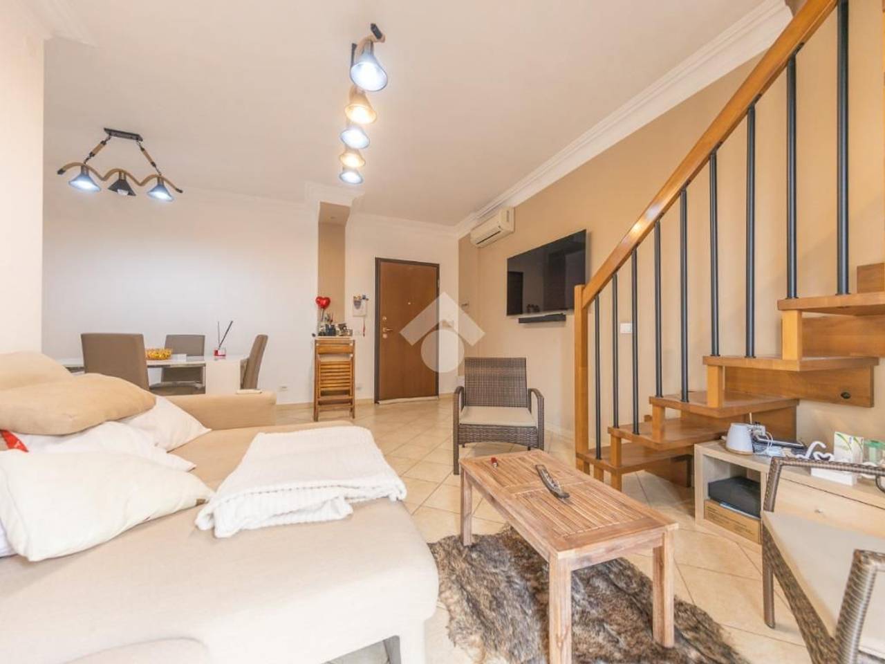 appartamento in vendita a Roma in zona Castelverde